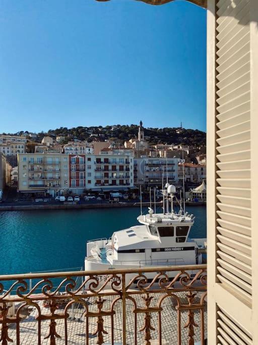 "Georgio" Grand Appartement Traversant Avec Vue Canal Et Parking Сет Екстериор снимка